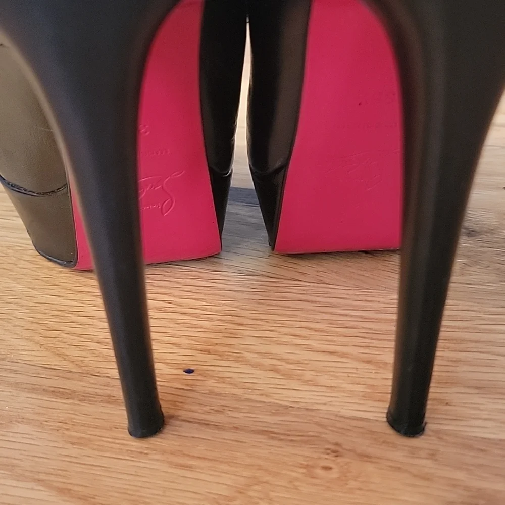 INC CHRISTIAN LOUBOUTIN ⚫️ kid  leather "Bianca" 140 black  sz 36.5, +box - Picture 9 of 12